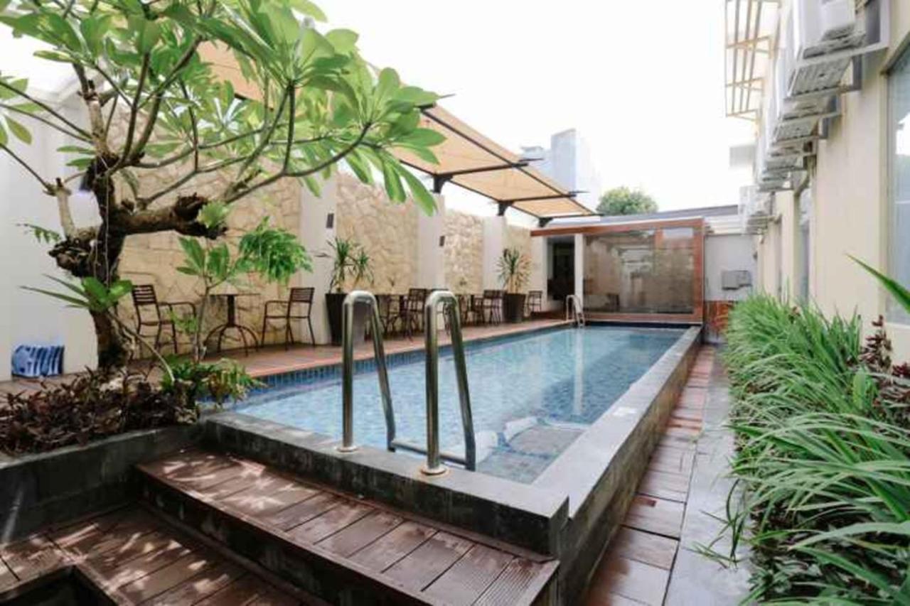 Favor Hotel Makassar City Center By Life Екстериор снимка